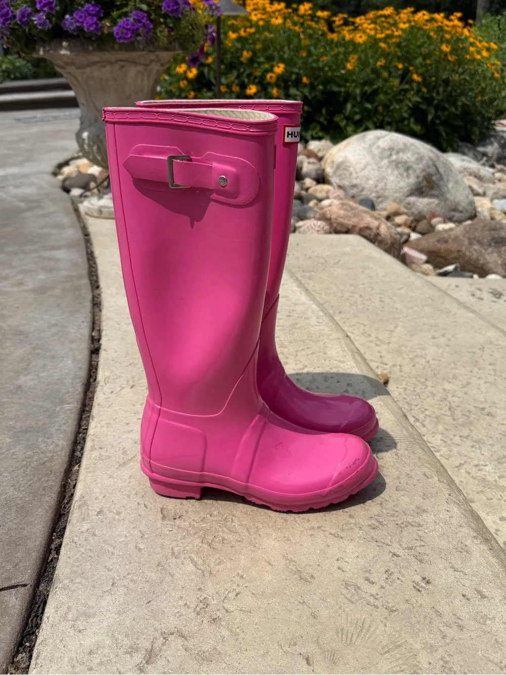 Hunter Bright Pink Gloss Tall Rain Boots